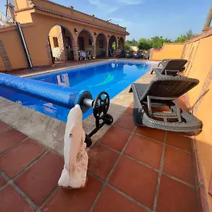 https://villa-mandolyn.es-andalucia.com